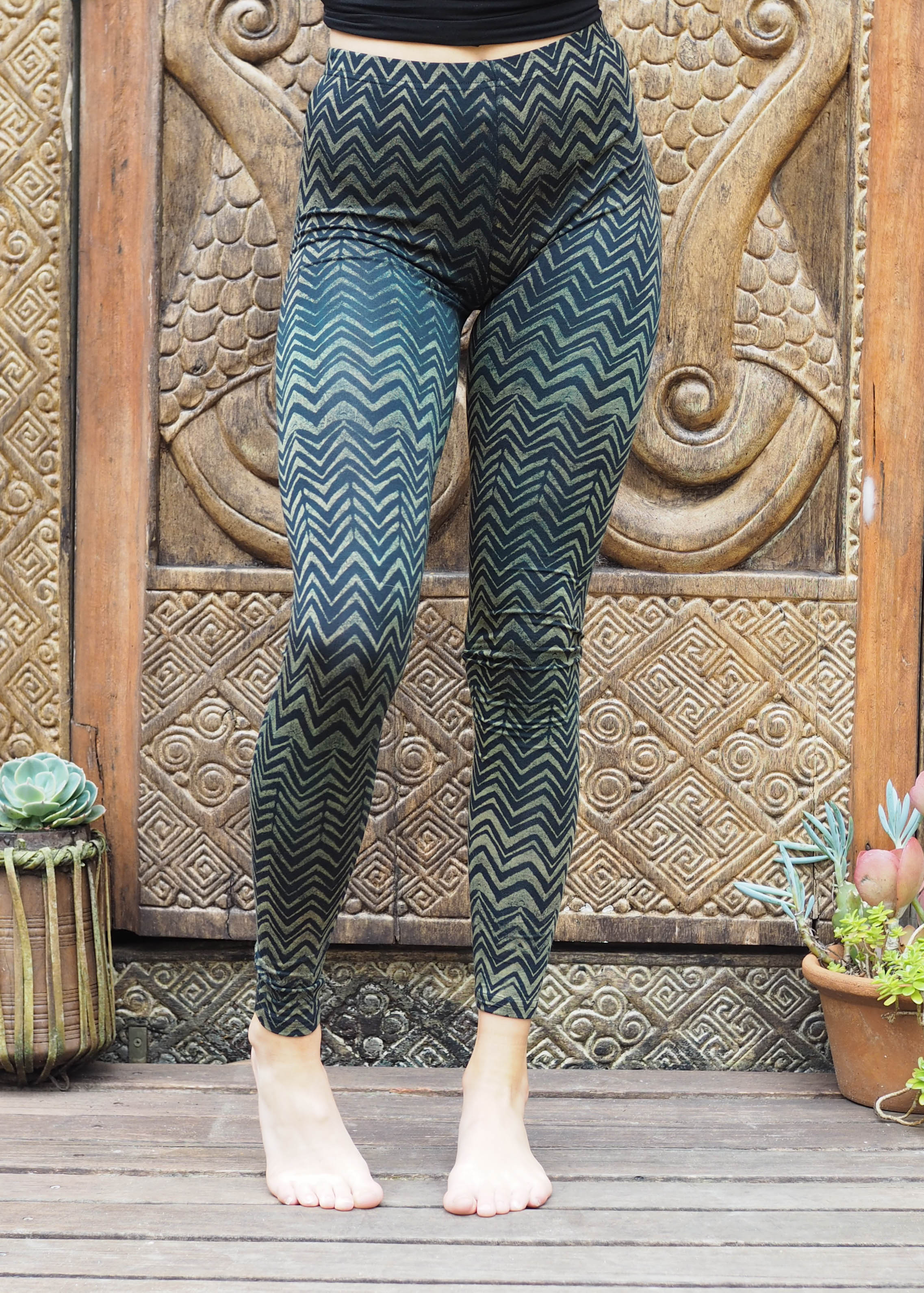 Zig Zag Pineapple Print Men's Leggings