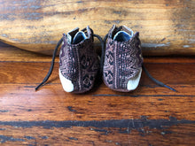 Load image into Gallery viewer, Size 19 Baby Moccasins - Tan with Brown Zigzag