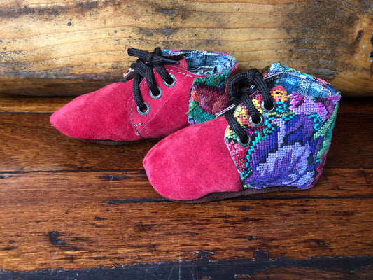 Size 21 Baby Moccasins - Hot Pink with Flowers