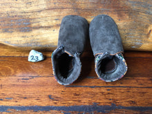 Load image into Gallery viewer, Size 23 Baby Elf Slippers - Grey with Natural Flowers