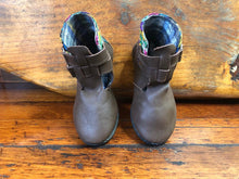 Load image into Gallery viewer, Size 29 Kids Adventure Boots - Rainbow Zigzags on Brown