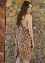 Load image into Gallery viewer, Key Hole Dress - Paisley