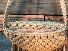 Load image into Gallery viewer, Natural macrame bag- fawn