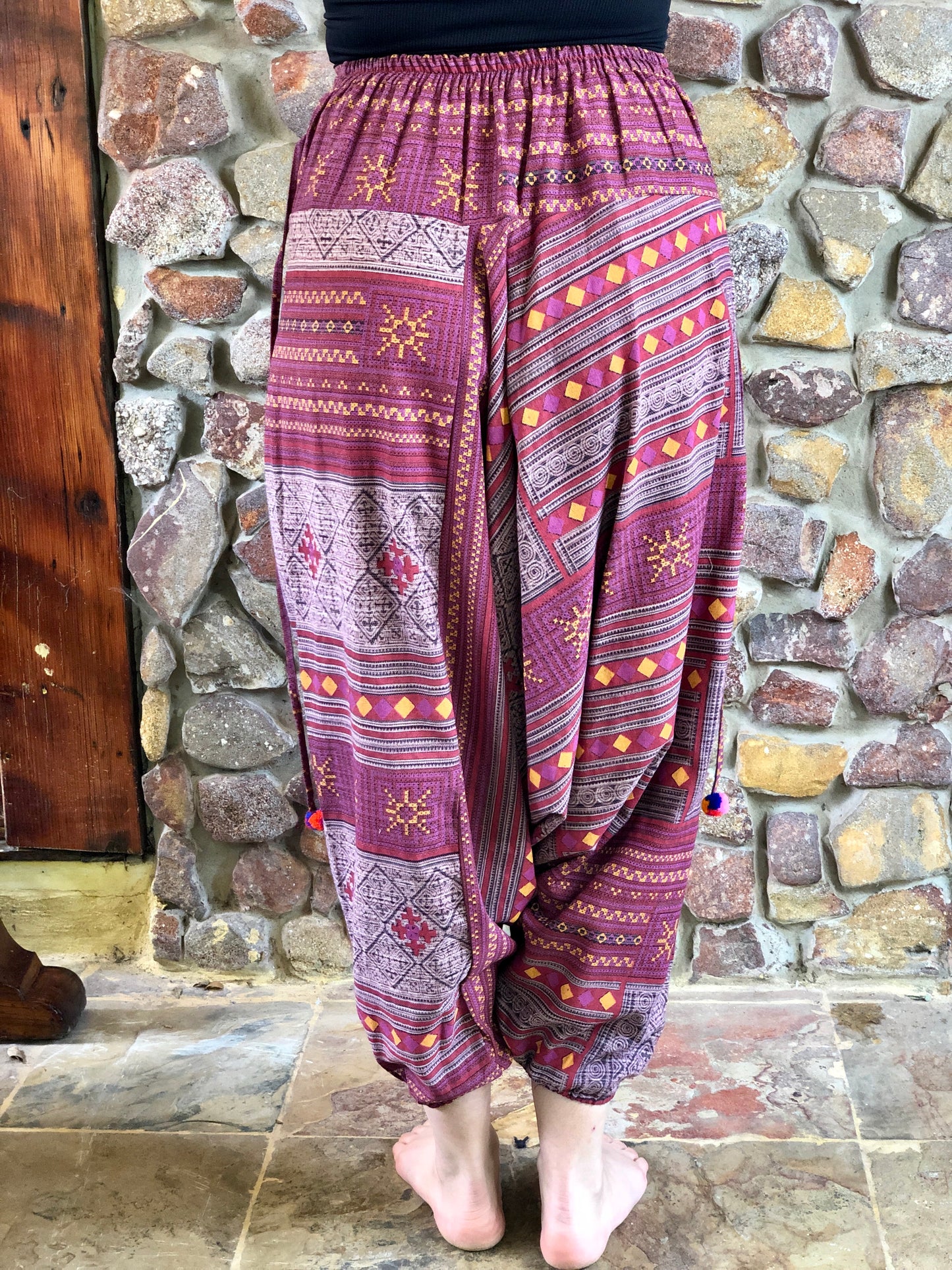 Hill-tribe Baggy Pants with Pockets - Mauve with Diamonds