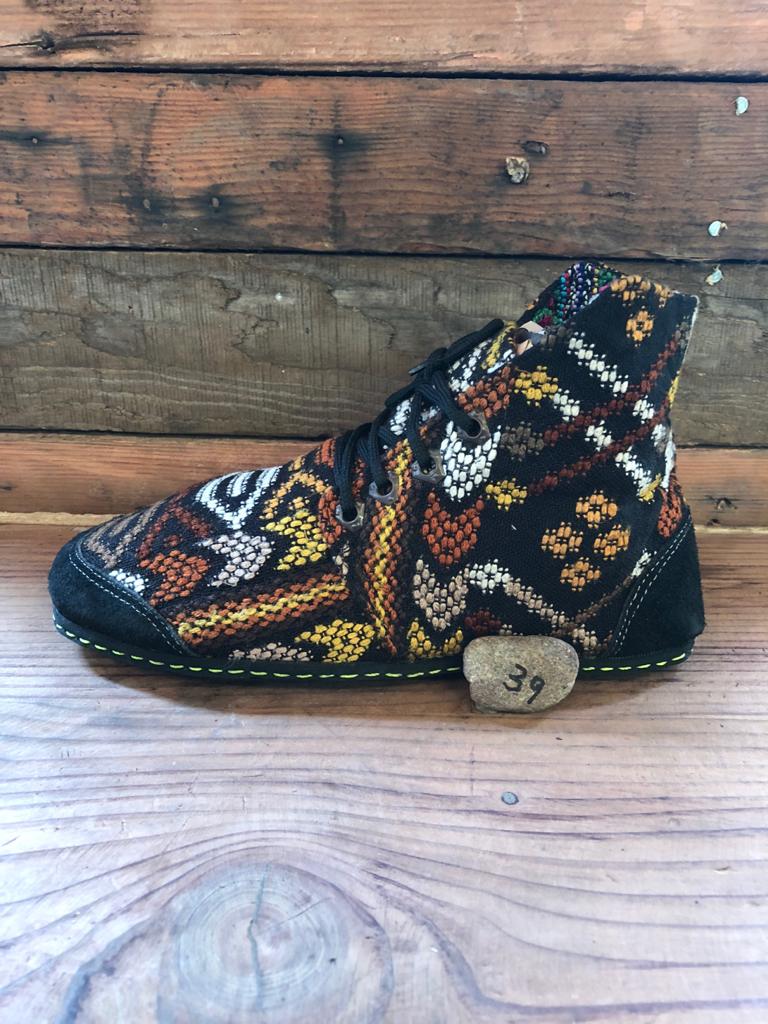 Size 39 Cloth Moccasins Earthy Tones