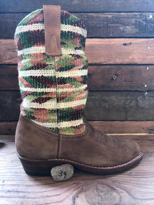 Size 38 Traditional Cowgirl Boot Natural Tones