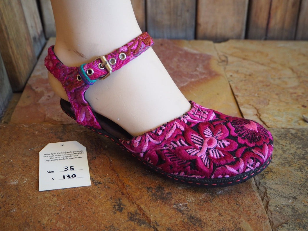 Size 35 Ballerina Sandals - Pink Flowers