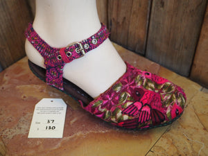 Size 37 Ballerina Sandals - Pink Hummingbirds and Leaves